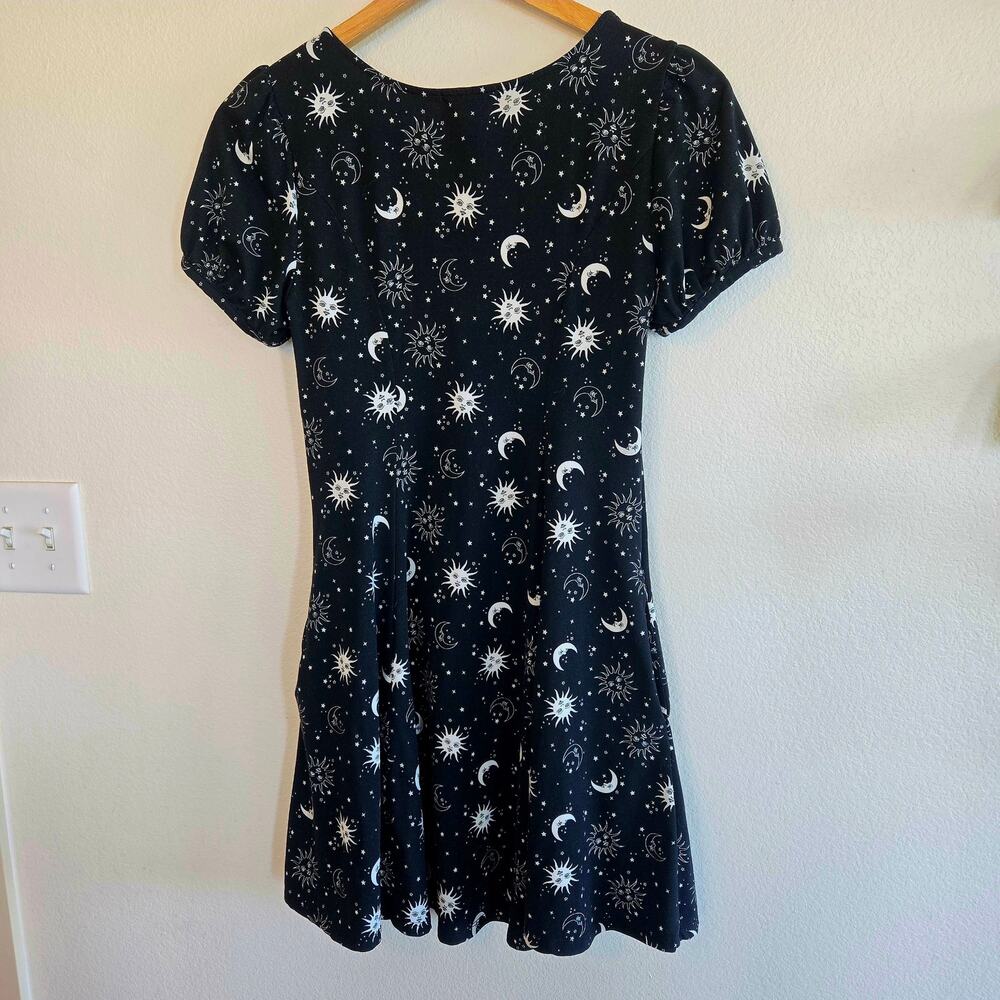 Size XS – Sun Moon Star Empire Waist Mini Dress - Picture 6 of 7